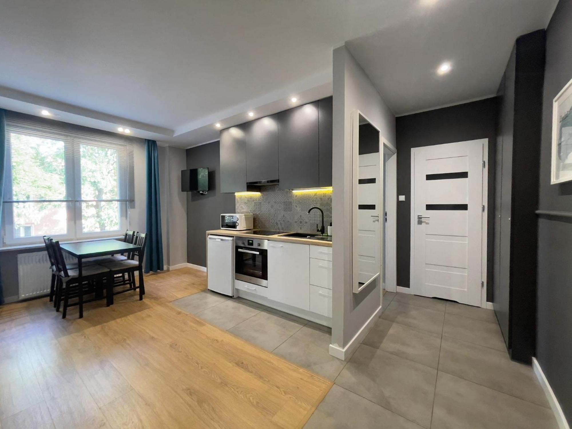 Centrum Apartment Na Zamenhofa Білосток Екстер'єр фото